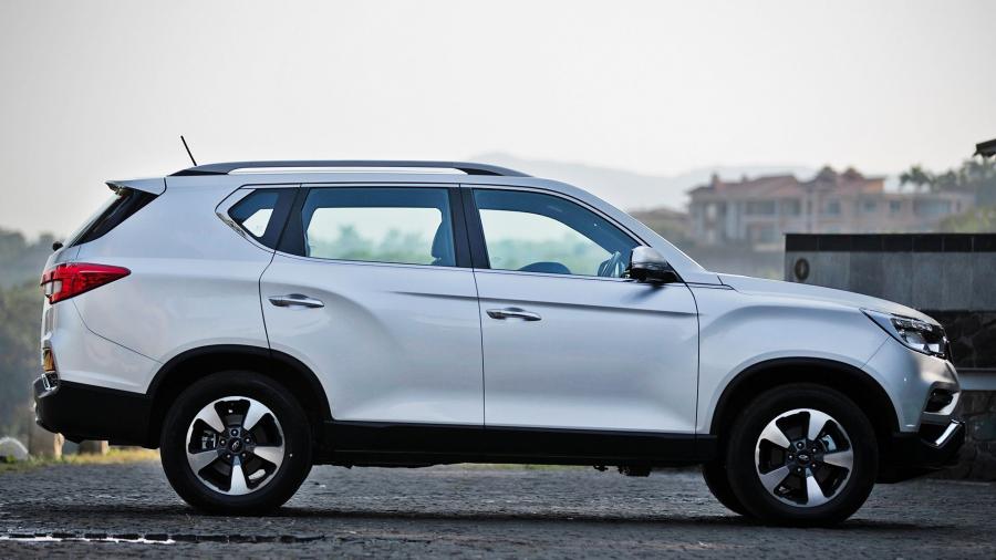  Mahindra Alturas G4 2018 года  (фото 7 из 14)
